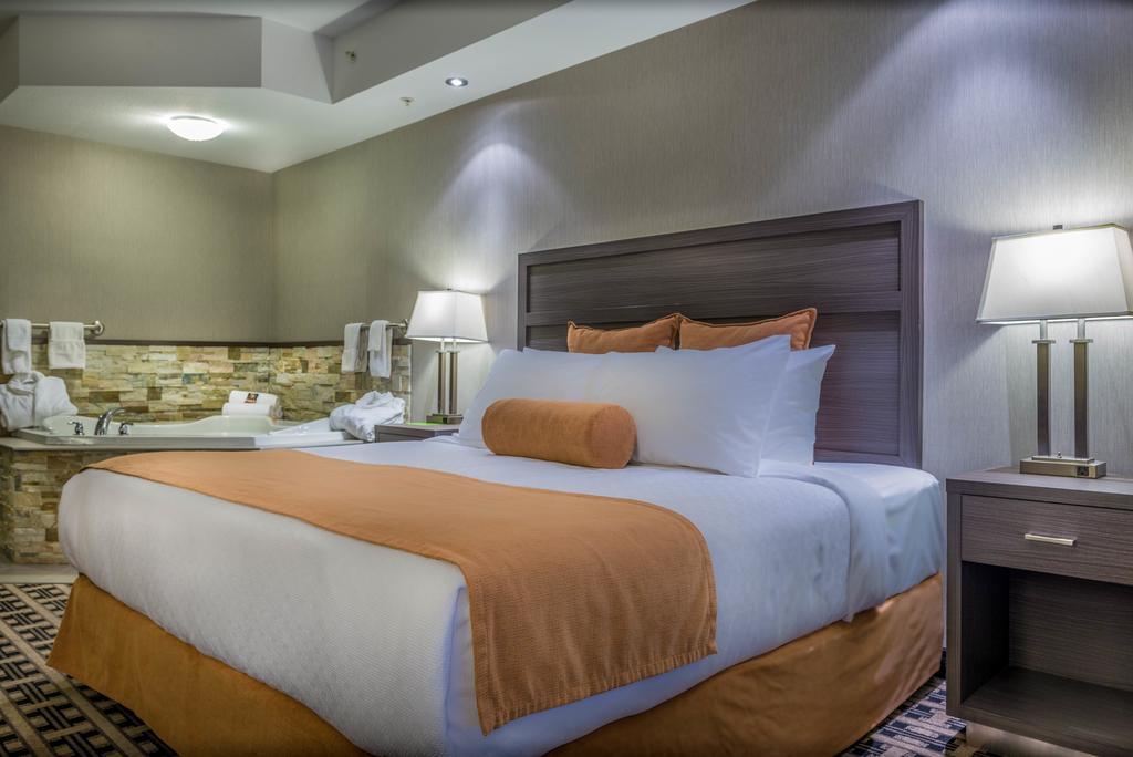 Timber Ridge Inn And Suites Fox Creek Bilik gambar
